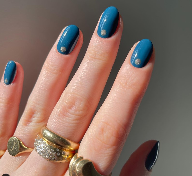 blue metallic nail art designs