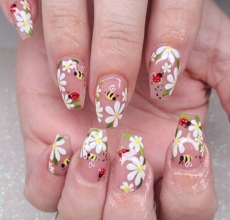 Bumble Bee Nails with Flowers and Spring Elements