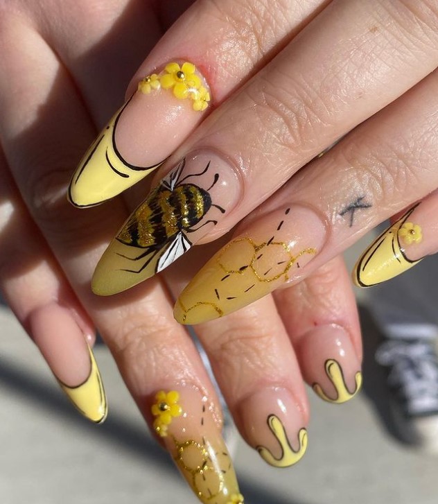 Bumble Bee Nail designs