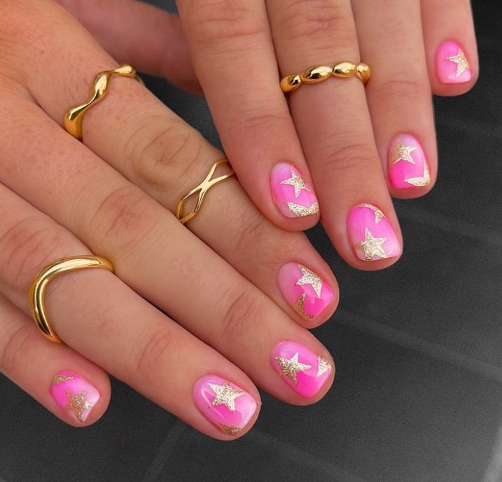 Short pink nail designs 