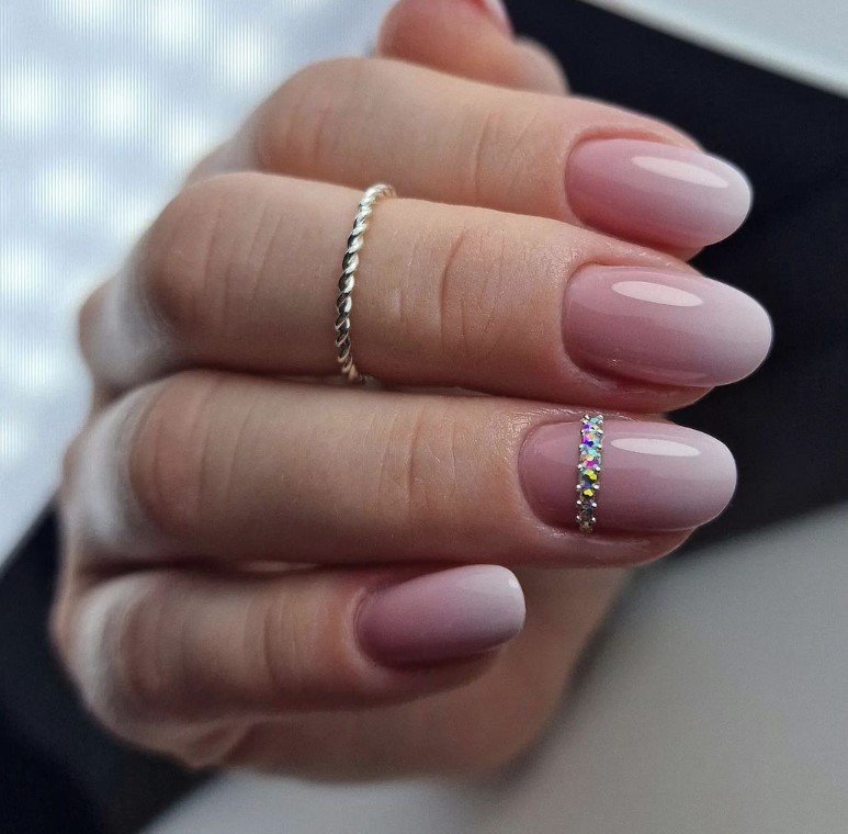 Short Pink Ombre Nails