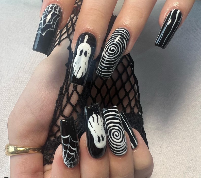  Spooky Halloween Nail 