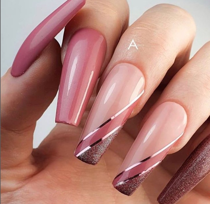 Classy Fall Vibes Nail Art