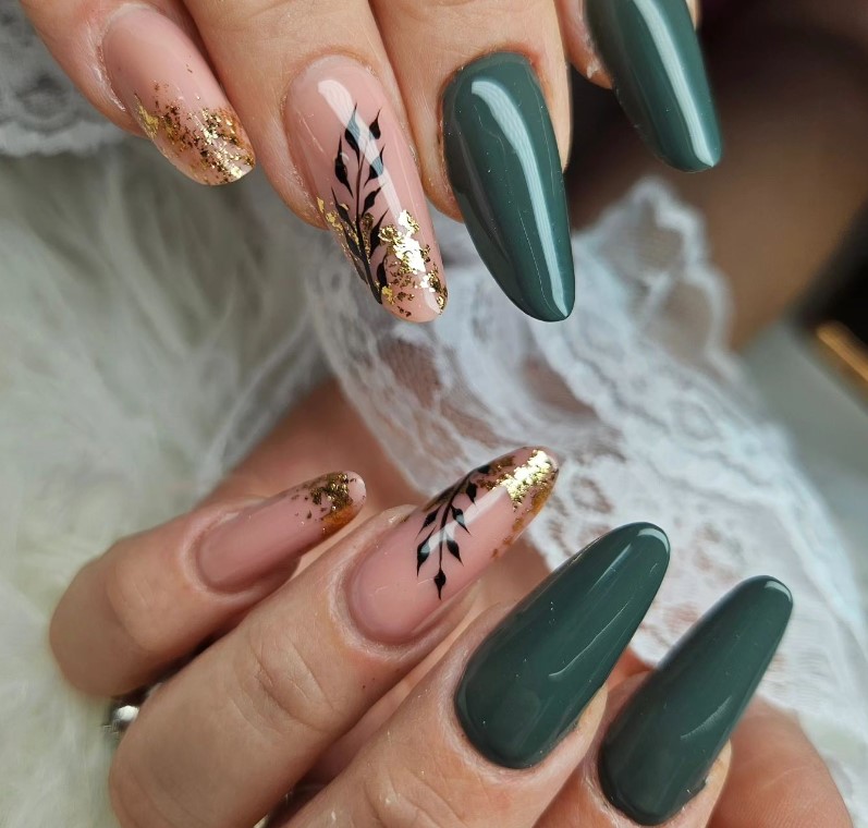 September nail designs in green