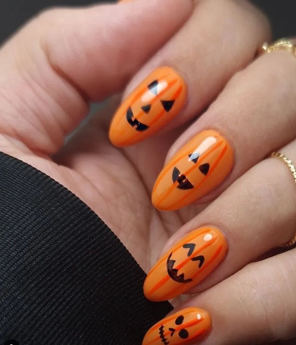 Halloween nail designs