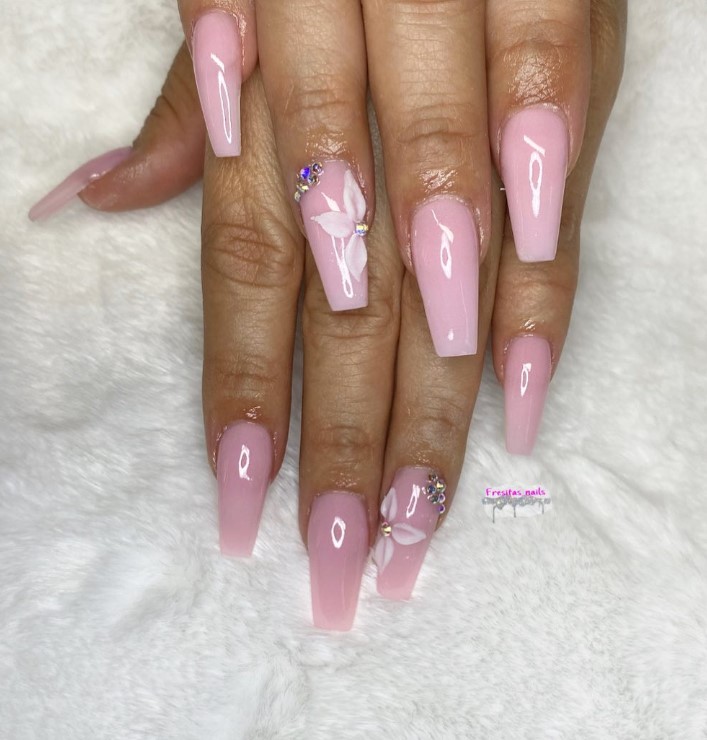 Baby Pink Nails with White flower on one Nail