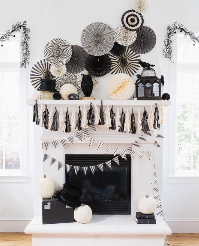 Beautiful Black and White Halloween Decor