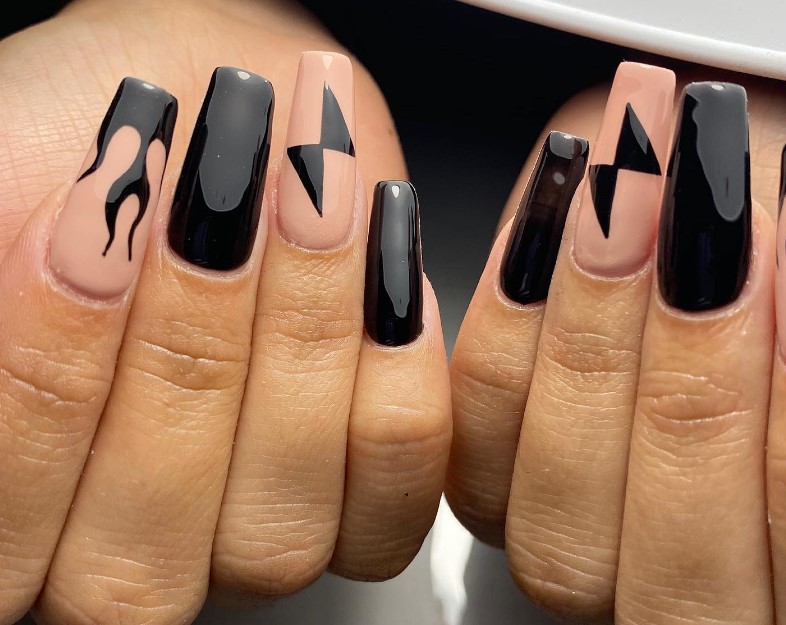 Black Nails with Halloween Vibes