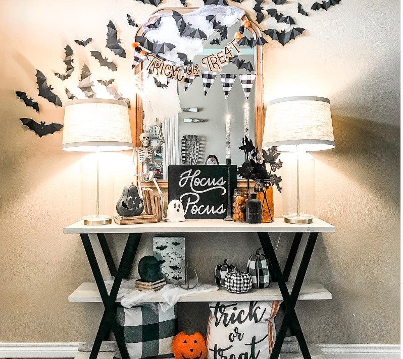 Fun and Pretty Modern Halloween Decor