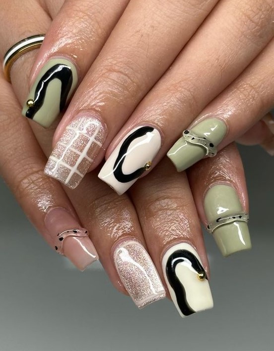 Mix and match short coffin Nails