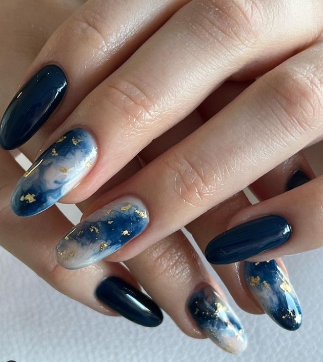 Navy Blue Marble nails