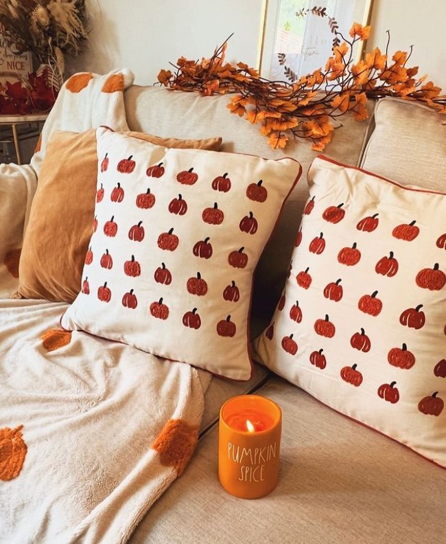 Pumpkin dreaming Halloween  Bedroom decor