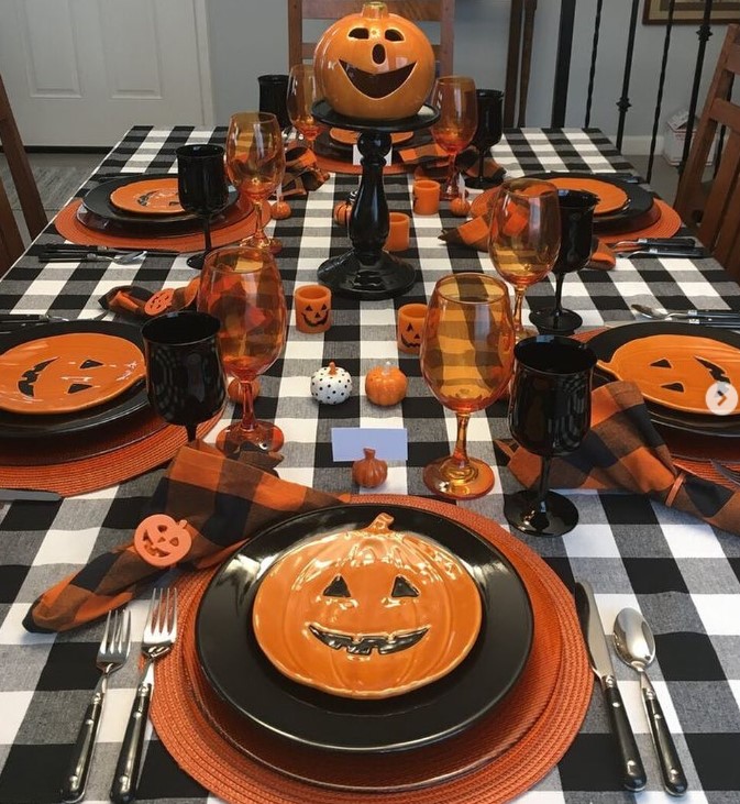 Check table cloth with Pumpkin and plates