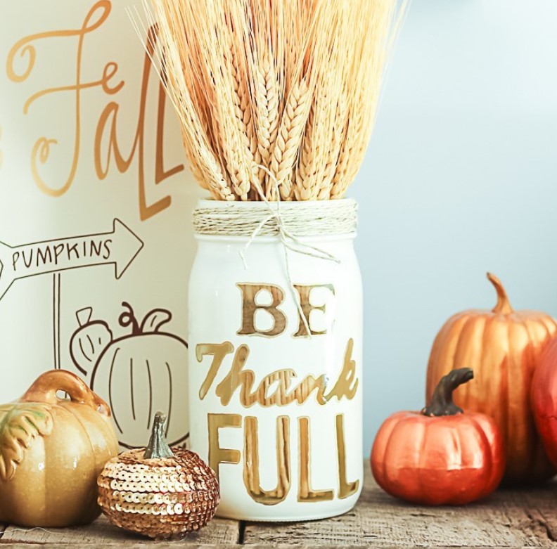 Cute Mason jar Decor