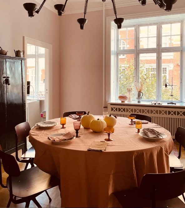 Halloween Table cloth with Pumpkins