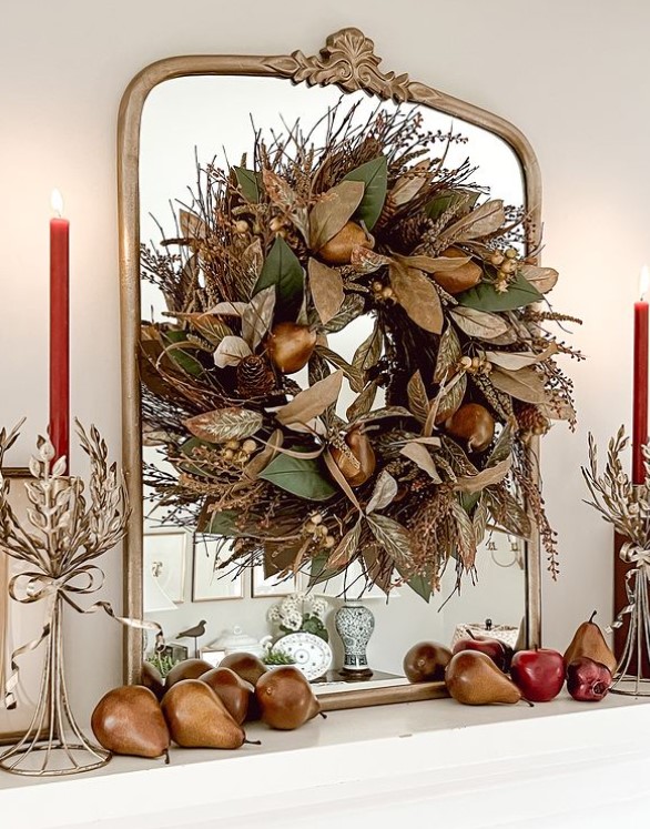 Mantle Decor With Pears and Apples