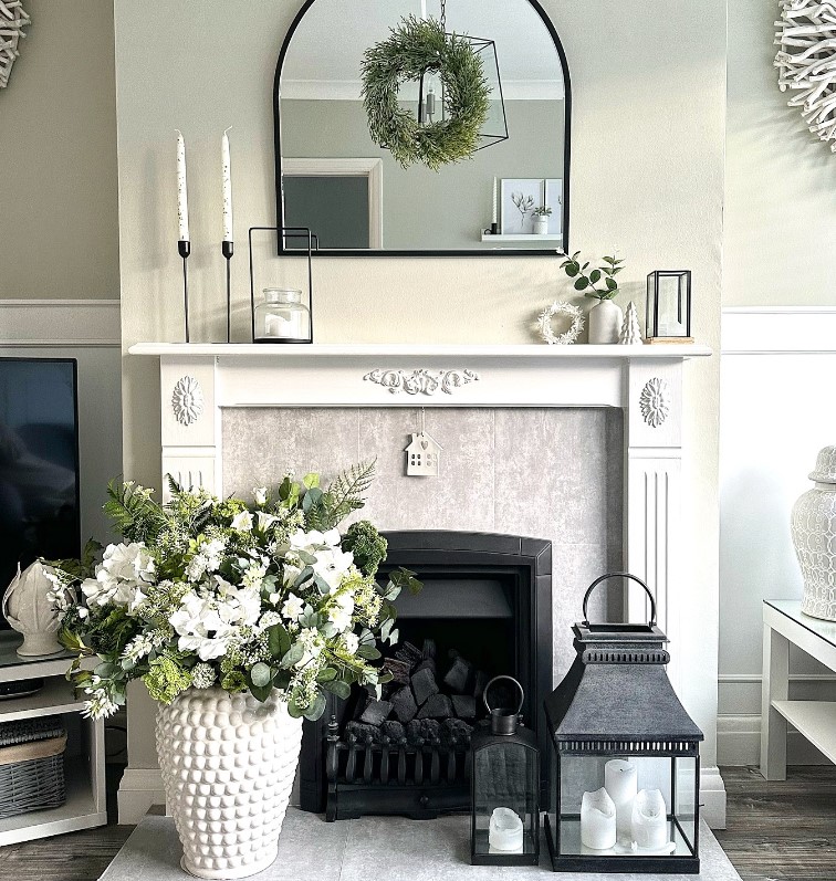 Minimalistic Mantel Decor