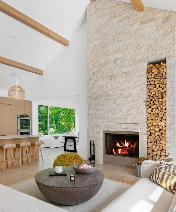 Modern and Sleek Fireplace with Vintage Look