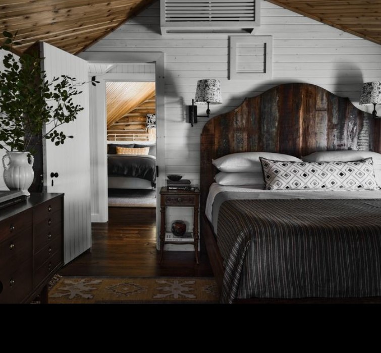 Log Cabin Bedroom